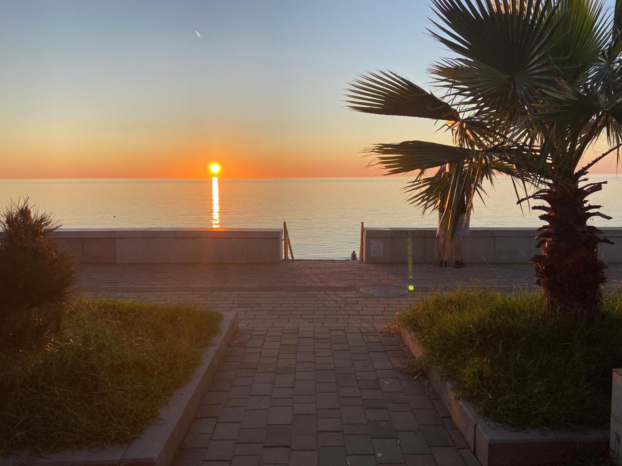 Hotel La Vie En Rose Kobuleti Exteriér fotografie